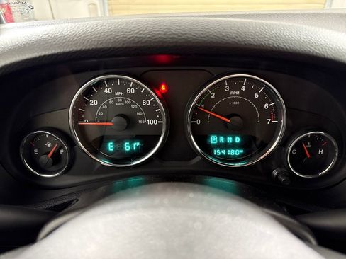 Used 2014 Jeep Wrangler Unlimited Sahara image 14