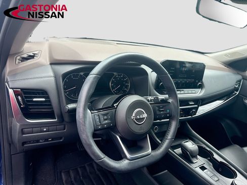 Used 2023 Nissan Rogue SL w/ SL Premium Package AWD/4WD image 11