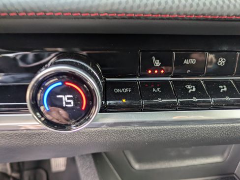 New 2026 Chevrolet Equinox RS image 21