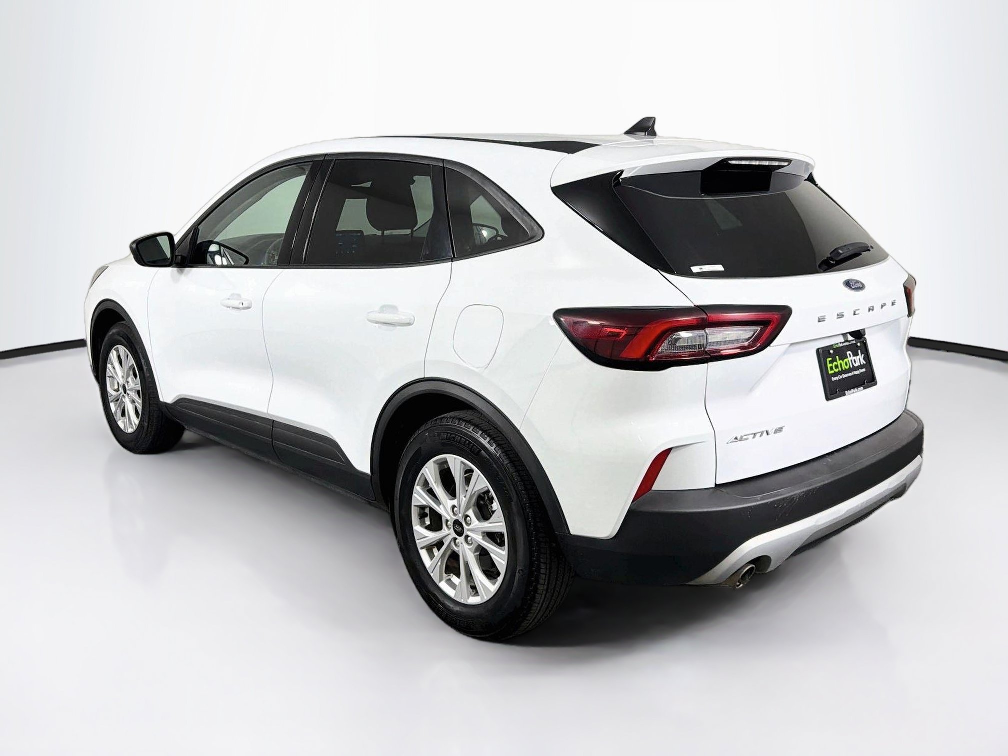 Used 2025 Ford Escape Active FWD image 5