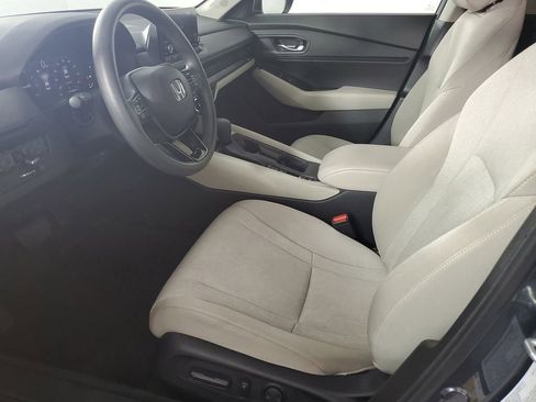 Used 2023 Honda Accord EX image 10