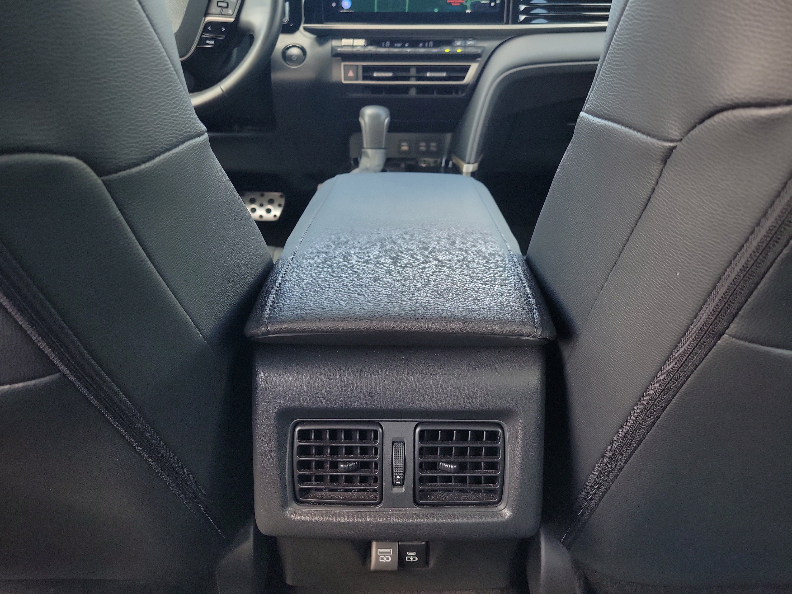 Used 2026 Toyota Camry XSE FWD image 11