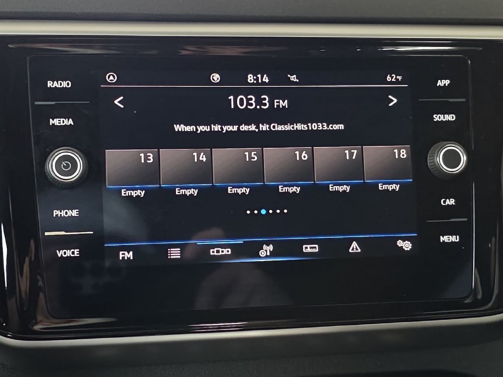 Used 2023 Volkswagen Atlas Cross Sport SE FWD image 21
