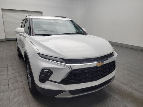Used 2024 Chevrolet Blazer LT w/ Convenience Package FWD image 13