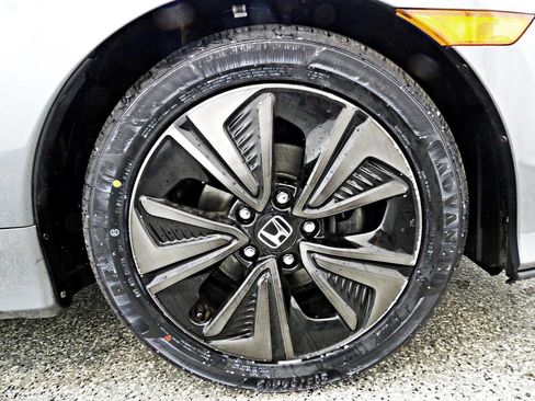 Used 2019 Honda Civic EX image 22