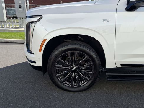 Used 2025 Cadillac Escalade Sport w/ LPO, ONYX Package AWD/4WD image 6