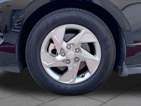 Used 2025 Hyundai Sonata SE FWD image 10