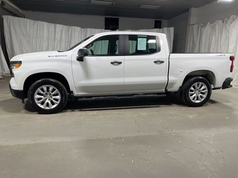 Used 2022 Chevrolet Silverado 1500 W/T image 4