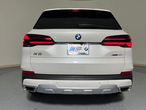 Used 2026 BMW X5 sDrive40i w/ Premium Package RWD image 10