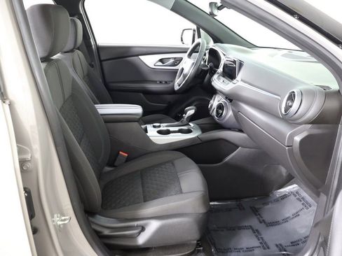 Used 2021 Chevrolet Blazer LT FWD image 31