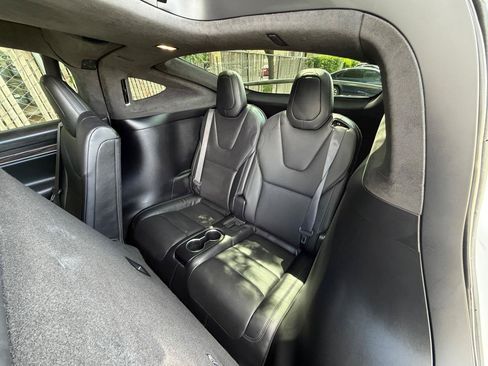 Used 2023 Tesla Model X AWD/4WD image 17