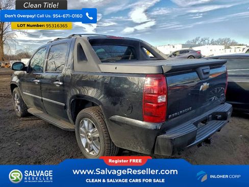 Used 2009 Chevrolet Avalanche LS image 3