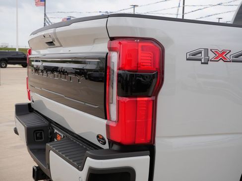 Certified 2026 Ford F250 Platinum AWD/4WD image 10