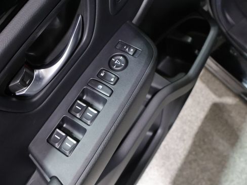 Used 2025 Honda Pilot EX-L image 13