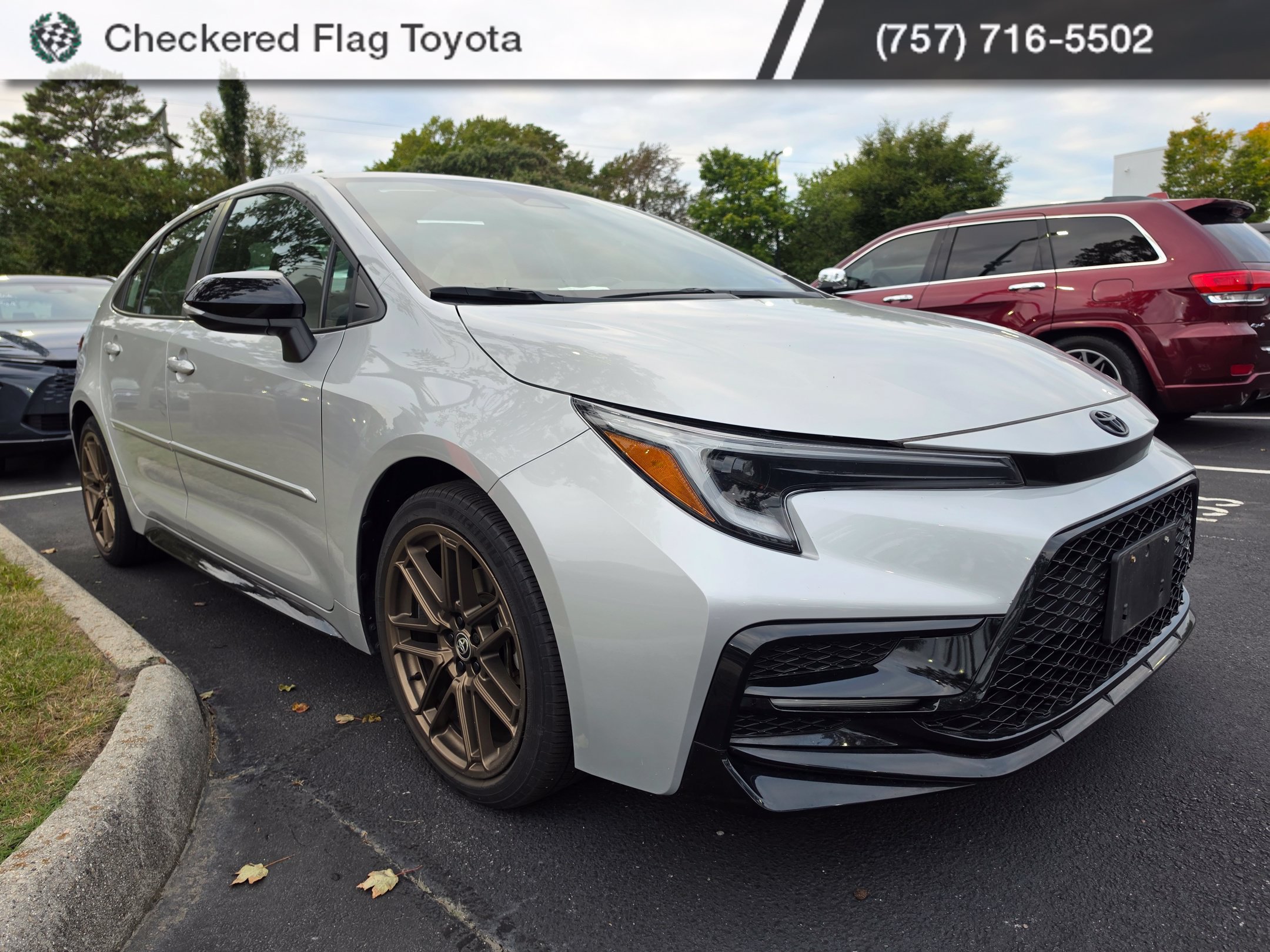 Used 2024 Toyota Corolla Sedan w/ SE Convenience Package FWD image 3