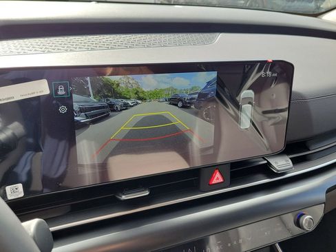 New 2026 Kia Carnival FWD image 30