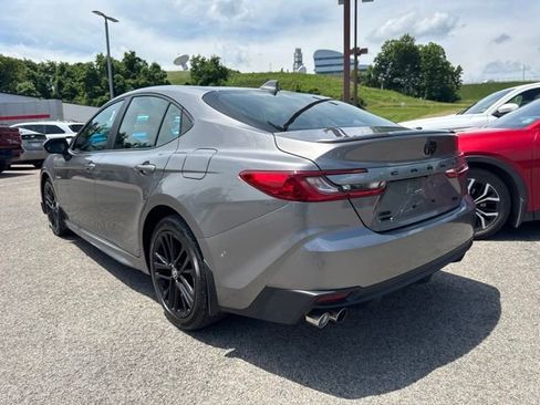 Used 2026 Toyota Camry SE w/ Convenience Package AWD/4WD image 4