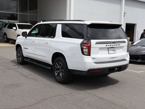 Used 2021 Chevrolet Suburban Z71 w/ Rear Media and Nav Package AWD/4WD image 8