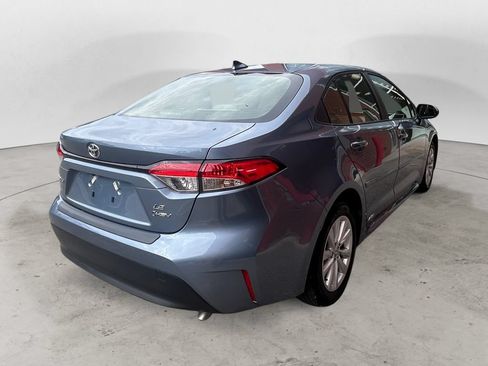 Used 2026 Toyota Corolla LE w/ LE Premium Package AWD/4WD image 5