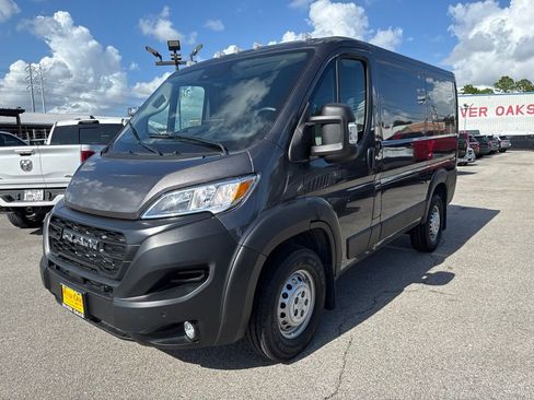 Used 2026 RAM ProMaster 1500 w/ Premium Convenience Group FWD image 2