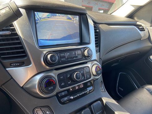 Used 2019 Chevrolet Suburban LT AWD/4WD image 22