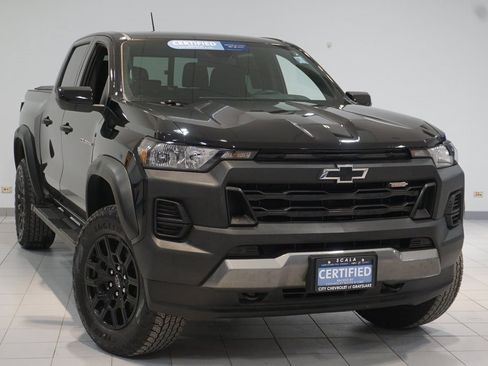 Certified 2024 Chevrolet Colorado Trail Boss w/ Advanced Trailering Package image 4