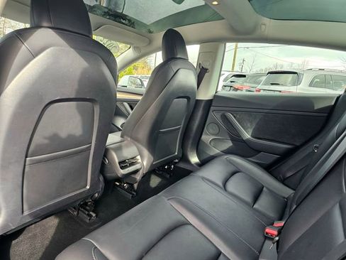 Used 2022 Tesla Model 3 Long Range image 23