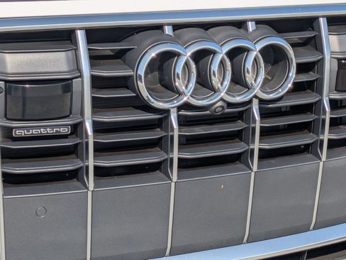 Used 2023 Audi Q7 3.0T Premium w/ Convenience Package AWD/4WD image 26