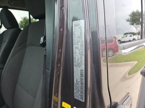 Used 2023 Jeep Wrangler Unlimited Sport AWD/4WD image 28