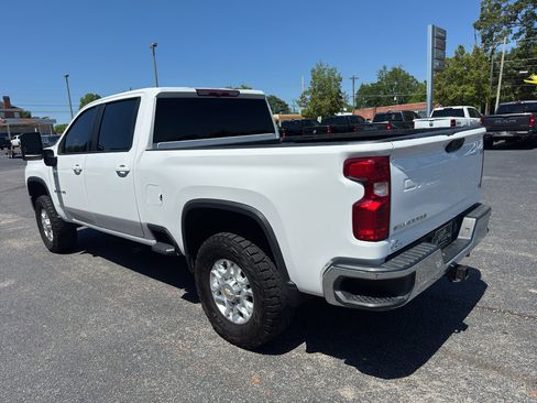 Used 2022 Chevrolet Silverado 2500 LT w/ Convenience Package AWD/4WD image 7