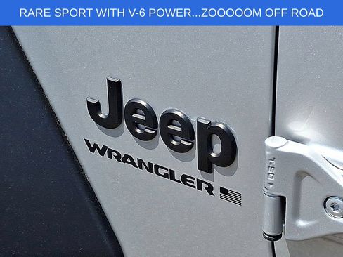 Used 2024 Jeep Wrangler Unlimited Sport AWD/4WD image 32