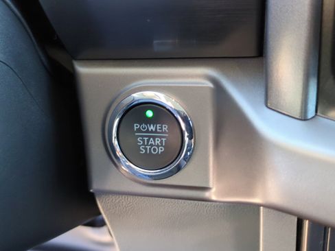 Used 2024 Ford F150 Lightning XLT image 25