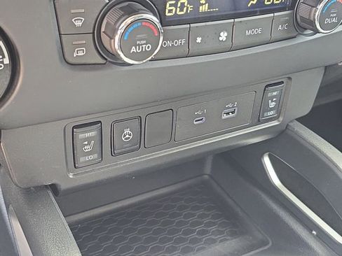 Certified 2024 Nissan Frontier SL AWD/4WD image 26