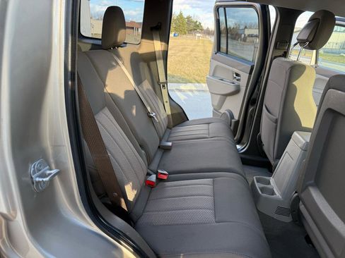 Used 2011 Jeep Liberty Sport image 18