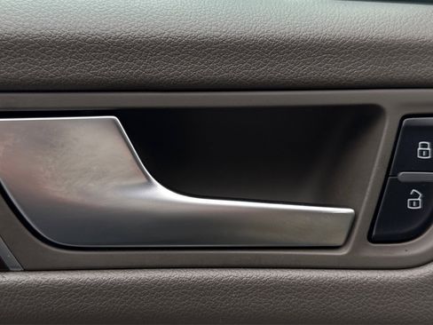 Used 2011 Audi Q5 2.0T Premium Plus image 47