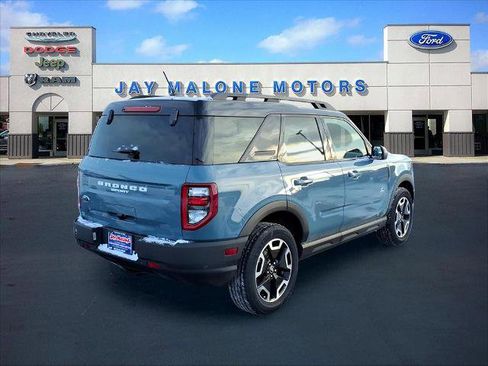 Certified 2022 Ford Bronco Sport Outer Banks w/ Tech Package image 2