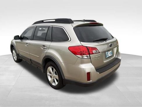 Used 2014 Subaru Outback 2.5i Limited AWD/4WD image 5