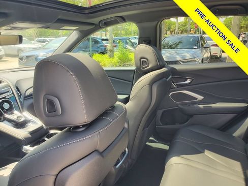 Used 2025 Acura RDX SH-AWD image 12
