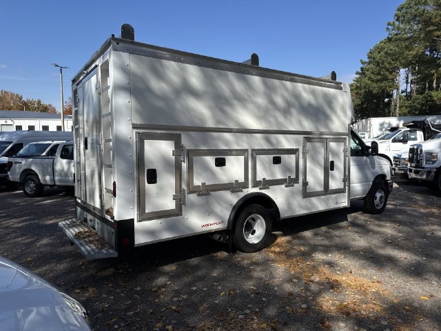 New 2026 Ford E-450 and Econoline 450 Super Duty w/ Power Equipment Group RWD image 8