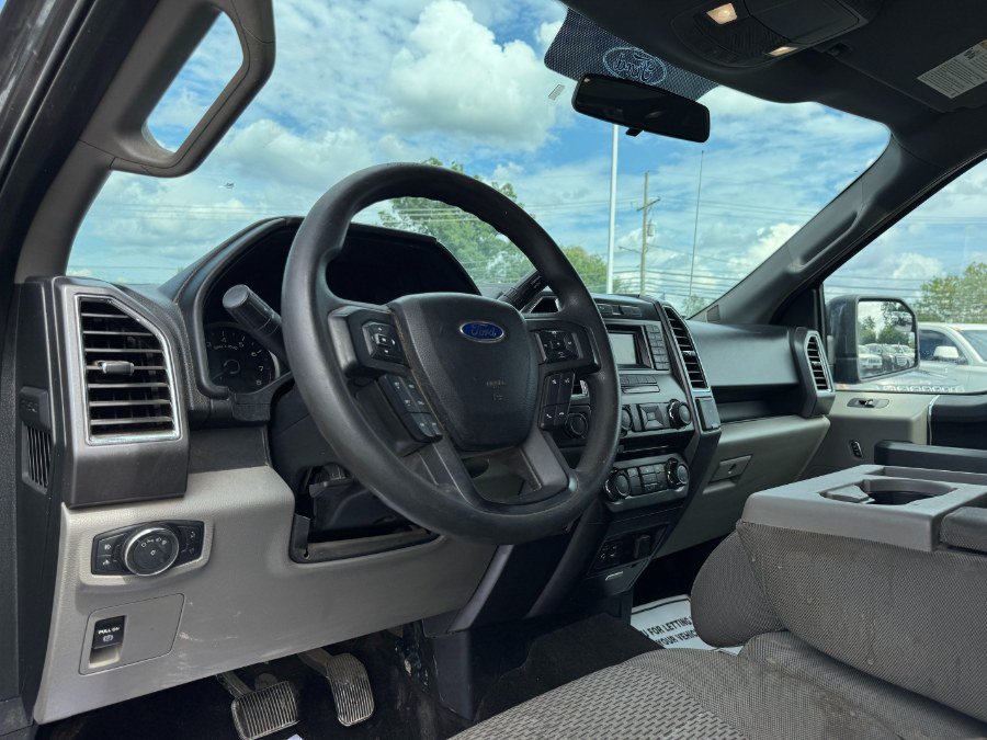 Used 2015 Ford F150 XLT AWD/4WD image 14
