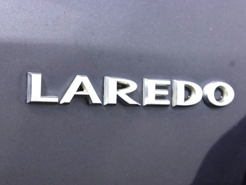 Used 2015 Jeep Grand Cherokee Laredo w/ Quick Order Package 23E AWD/4WD image 33