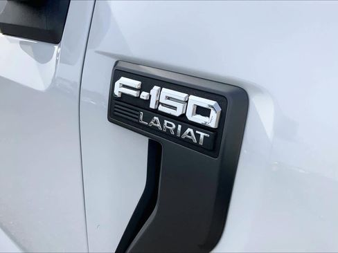 Used 2023 Ford F150 Lariat w/ Equipment Group 502A High image 9