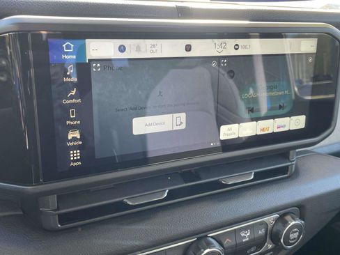 New 2026 Jeep Gladiator Willys image 8