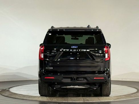 New 2026 Ford Expedition Active AWD/4WD image 8