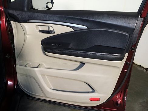 Used 2018 Honda Pilot EX-L image 33