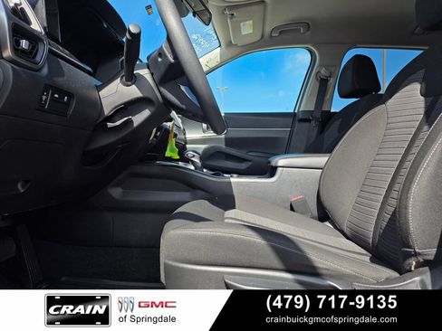 Used 2023 Kia Sorento LX FWD image 11
