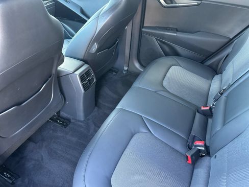 Used 2023 Kia Niro Wind FWD image 12