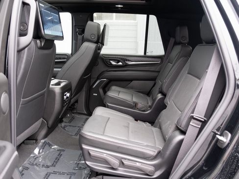 Used 2024 GMC Yukon Denali image 18