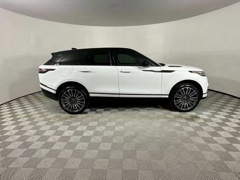 Certified 2023 Land Rover Range Rover Velar R-Dynamic S image 5