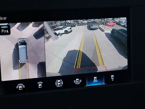 Used 2022 Mercedes-Benz Sprinter 2500 image 18